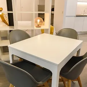 Estudio Constitucion By Renthas Appartement Málaga