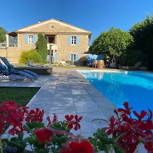 Avec Terrasse Privative Et Piscine Appartement Grillon